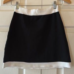 Aritzia sculpt knit skirt